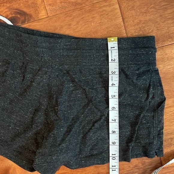 NIKE Gray Cotton jogging shorts size medium - Picture 5 of 5